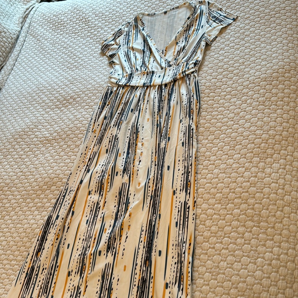 V-Neck Maxi Dress